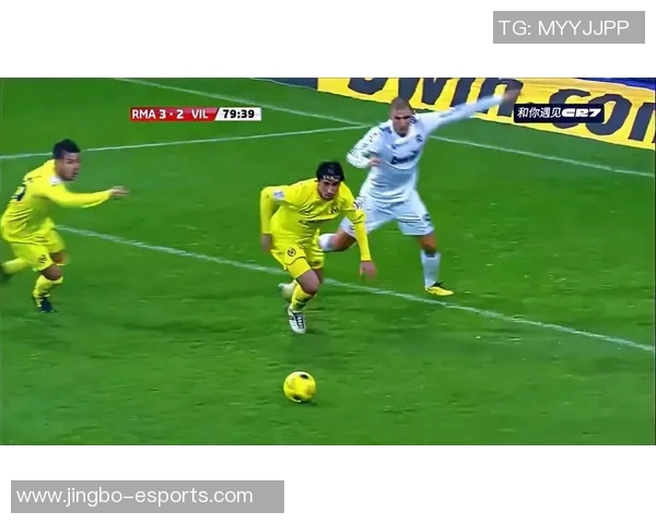 足球超人：探索顶级球星背后的奋斗历程与荣耀时刻