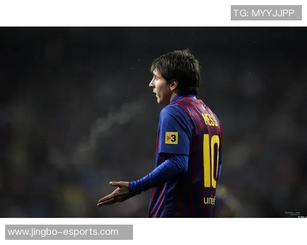 震撼高清足球球星帅气登场激情飞驰天空主题壁纸收藏